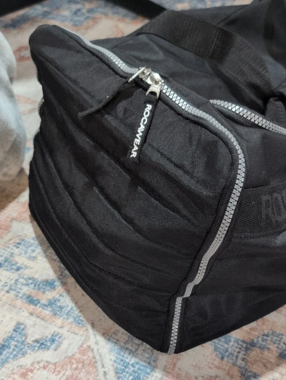 Rocawear Black Men's Duffel Bag with Contrast Zippers